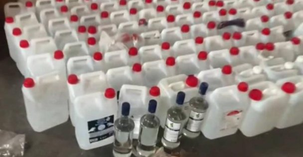 1400 litre etil alkol ele geçirildi