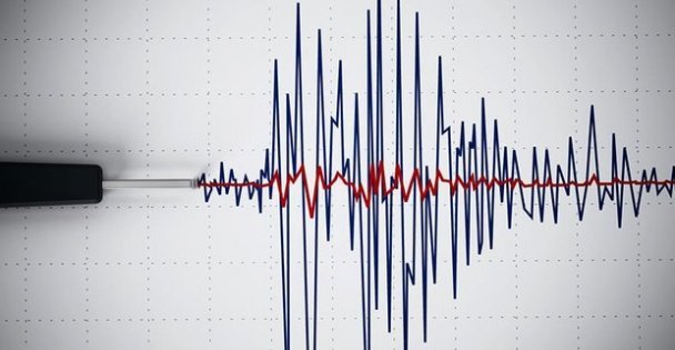 3,9 BÜYÜKLÜĞÜNDE DEPREM !