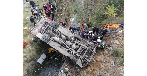 4'ü öğrenci 5 kişiyi ölüme götüren servis kazasında sanıklara ceza yağdı