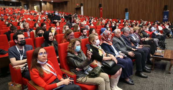 Afetlerde Gönllü Olan Kişilerin Donanımı Önemli