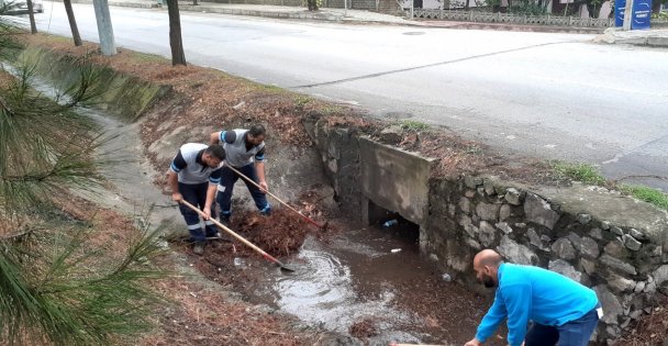 Ani yağışlara karşı mazgal ve menfez temizliği