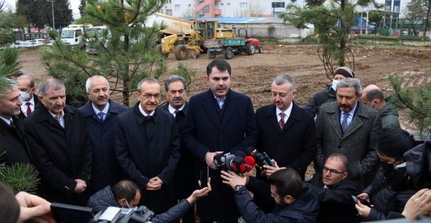 Bakan Kurum: Gebze Millet Bahçesi'ni 29 Ekim'e yetiştirmeyi hedefliyoruz