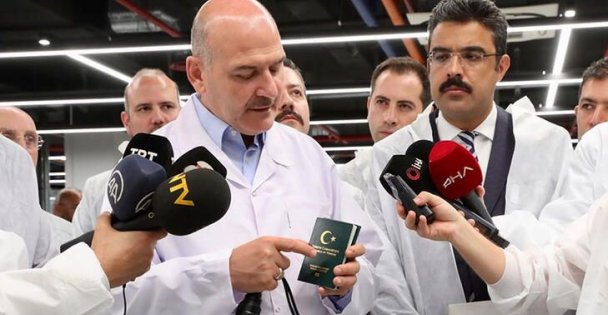 Bakan Soylu, yerli ve milli pasaportu tanıttı