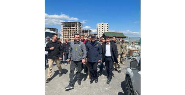 Başiskele Belediyesi Hatay'da Gönüllere Dokunuyor