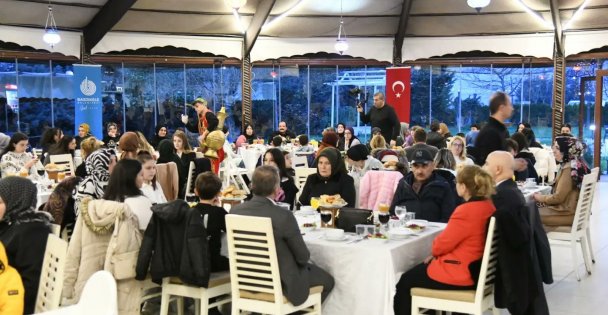 Başiskele'de Gönül Sofrası Kuruldu