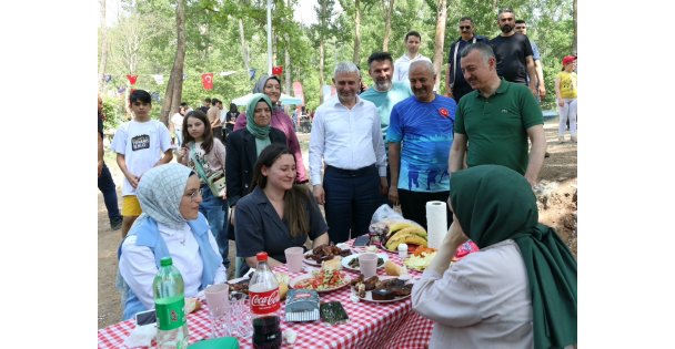 Başkan Büyükakın,   Ballıkayalar'da vatandaşla buluştu