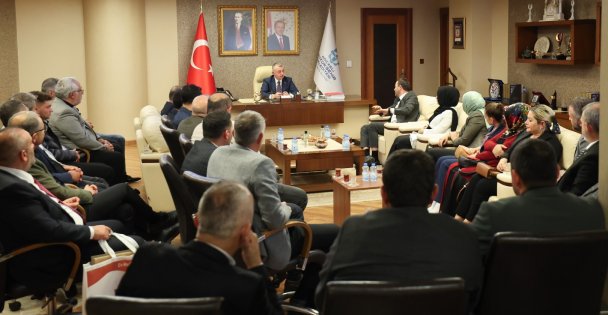 Büyükakın, AK Parti Başiskele'yi ağırladı