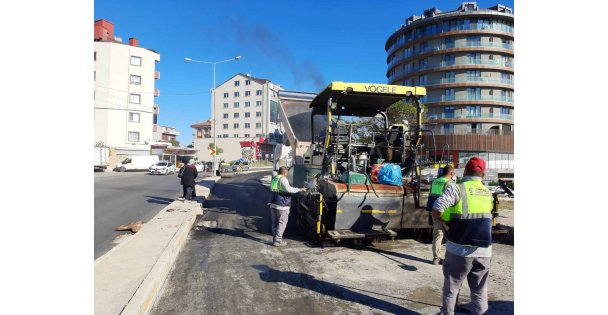 Büyükşehir Aynı Anda 500 Noktada Üstyapı Çalışması Yapıyor