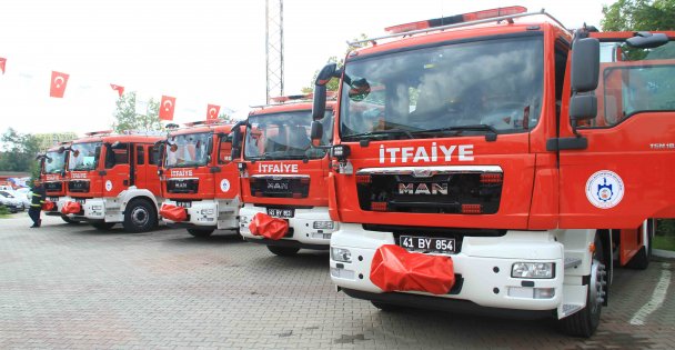 Büyükşehir ekipleri yağış boyunca görev başında