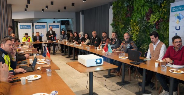 Büyükşehir Motosiklet Dernek ve Kulüpleriyle Toplantı Yaptı