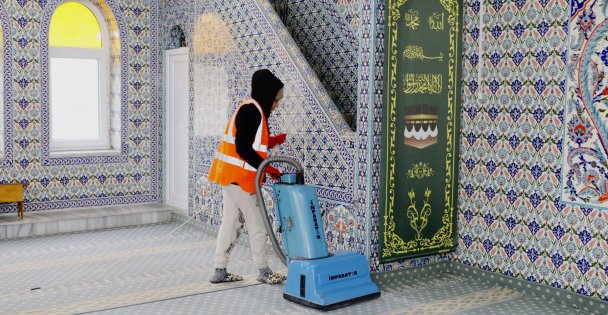 Camiler Ramazan Ayına Hazırlanıyor