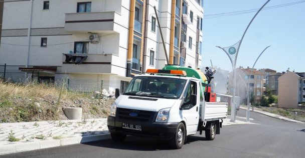 Çayırova'da vektörle mücadele sürüyor