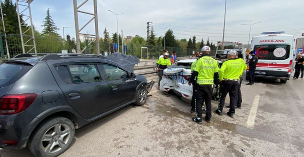 Cip, Polis Aracına Çarptı