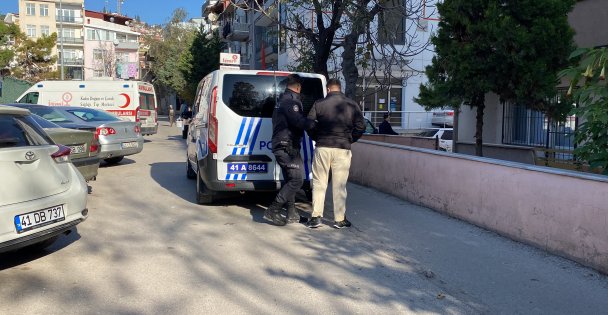 Ehliyet sınavında kopya düzeneği ile yakalandı