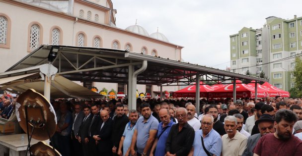 Eski İYİ Parti Kocaeli İl Başkanı son yolculuğuna uğurlandı