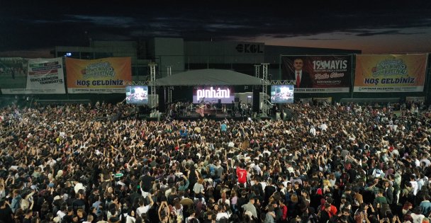 Festivale Pinhani konseri ile muhteşem final