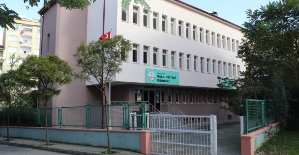 Gebze Halk Eğitim Merkezi'nin Yıl Sonu Sergisi Açılıyor