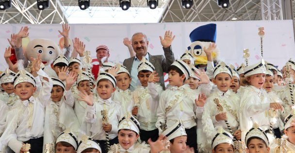 Gebze'de Geleneksel Sünnet Şöleni