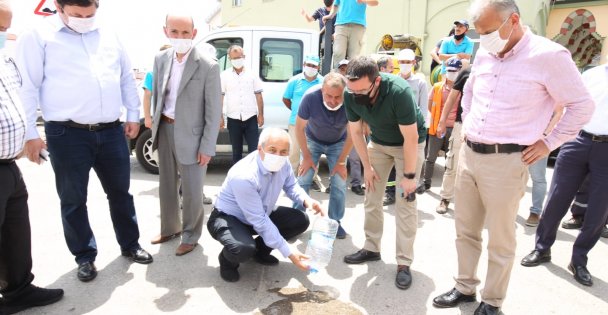 Gebze'de Sinekle Mücadele Çalışmaları Sürüyor