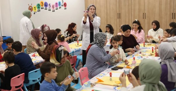 Gebzeli çocuklar ve anneleri Origami Atölyesine Katıldı