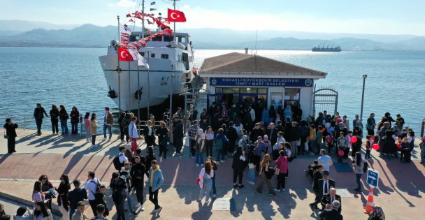 Gençlik Vapuru, Körfez'de Cumhuriyet turu attı