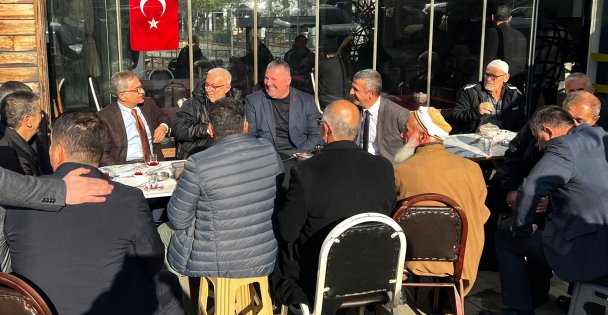 Genel Sekreter Baraçlı, Kartepe'de vatandaşlarla buluştu