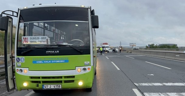 Halk otobüsü ile otomobil çarpıştı: 1 yaralı