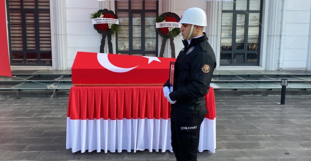 Hayatını kaybeden polis için tören düzenledi