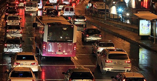 İETT'nin kadın yolculara özel gece düzenlemesi