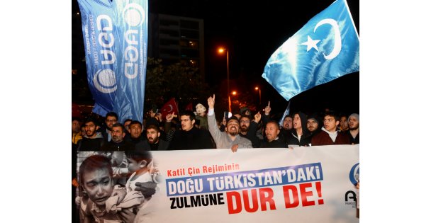 İstanbul'da Çin'in Doğu Türkistan politikaları protesto edildi