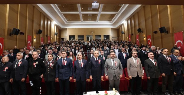 İstiklal Marşı'nın Kabulünün 104. Yıl Dönümü Dilovası'nda Anıldı