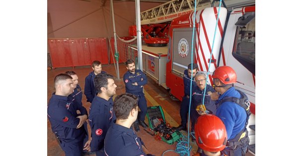 İtfaiye erleri kendilerini geliştiriyor