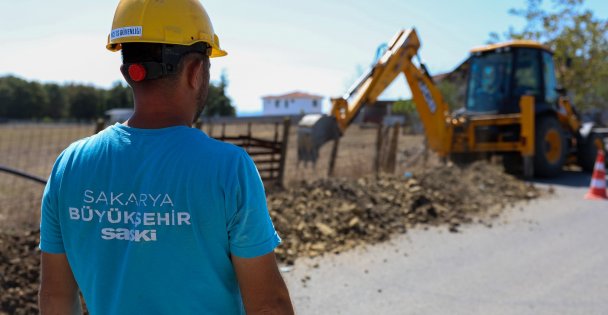 Kahramanlar Mahallesi'nin içme suyu hattı yenileniyor