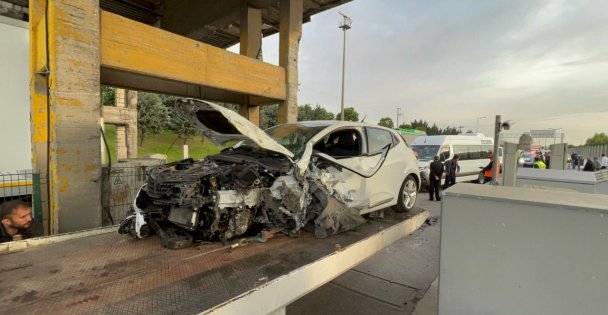 Kız istemek için gelen aile dönüş yolunda kaza yaptı: 4 yaralı