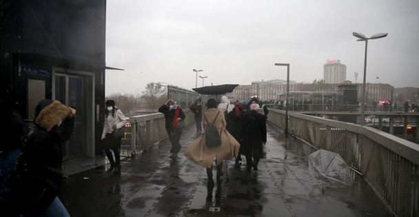 Kocaeli'de eğitim öğretime bir gün ara verildi