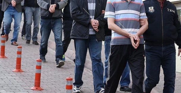 Kocaeli'de FETÖ operasyonu! 14 şahıs yakalandı