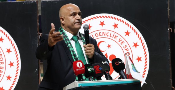 Kocaelispor'un kupası kayboldu, başkan kupayı arıyor