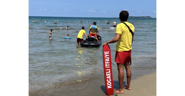 KOSKEM sahillerde 247 kişiyi hayata bağladı