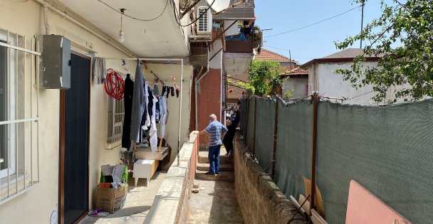 Kötü Koku İhbarı Yapılan Dairede Cansız Dedeni Bulundu