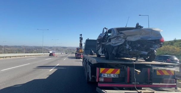 Kuzey Marmara Otoyolu'nda otomobiller çarpıştı: 5 yaralı