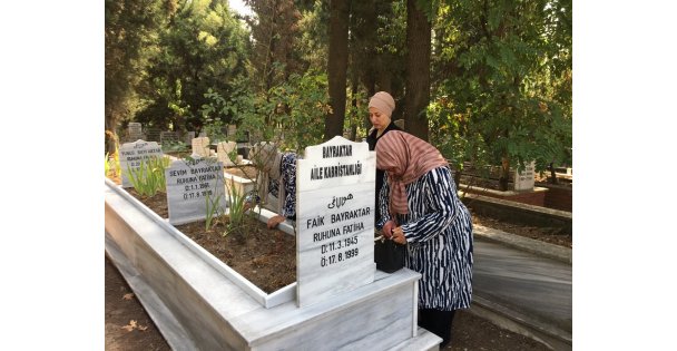 Marmara Depremi'nde hayatını kaybedenler Körfez'de anıldı