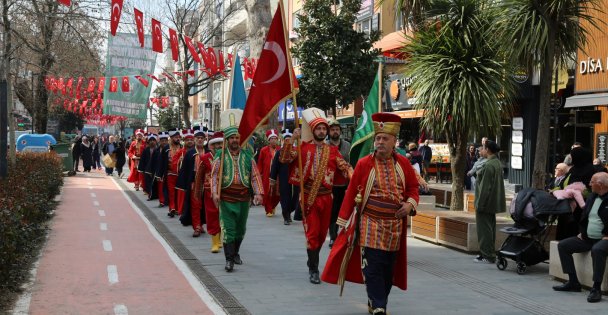 Mehter konseri Ramazan'a coşku kattı