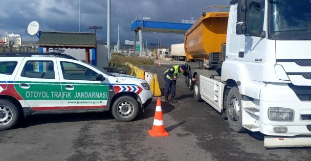 Ocak Ayında 112 Bin Araç Kontrol Edildi, 605'i Trafikten Men Edildi