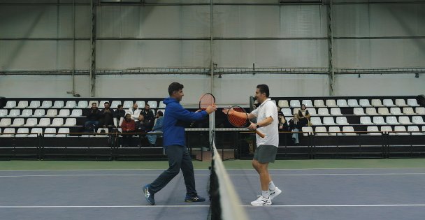 Önce kanseri, sonra onkoloji doktorunu yendi