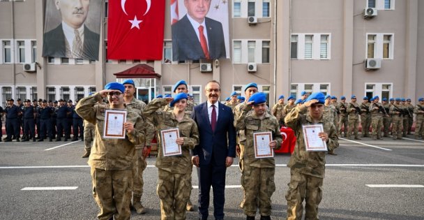 Özel Gereksinimli Gençler Bir Günlüğüne Asker Oldu