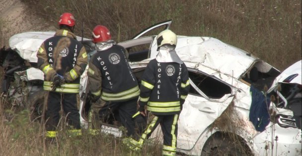 Şarampole uçan otomobil defalarca takla attı: 2 ölü, 2 yaralı