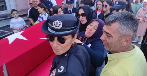Şehit Polis İçin Tören: Annenin Feryatları Yürekleri Dağladı