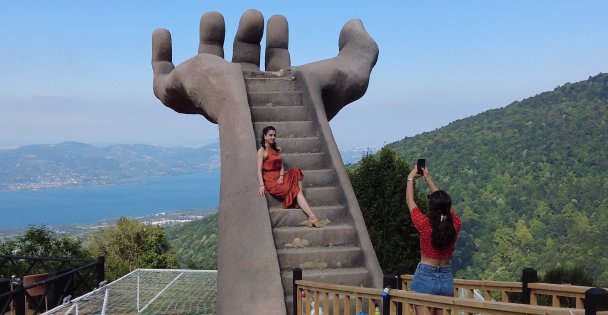 Sosyal Medya Gezginleri  Kocaeli̇'ye Hayran Kaldı