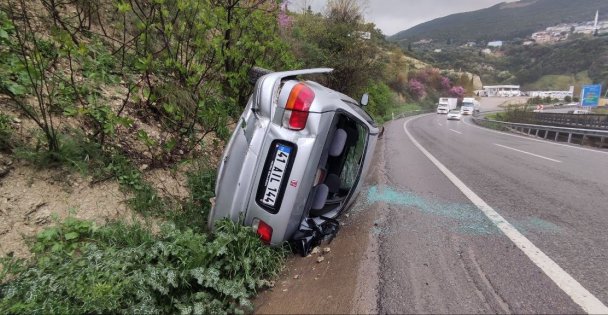 Takla Atan Otomobilden Burnu Bile Kanamadan Çıktı