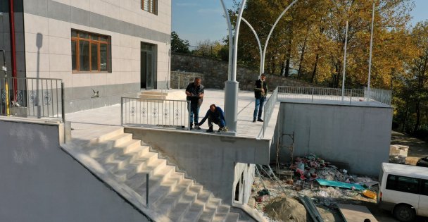 Tavşantepe Cemevi'nde son rötuşlar yapılıyor